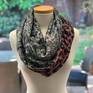 Cejon Infinity Scarf
